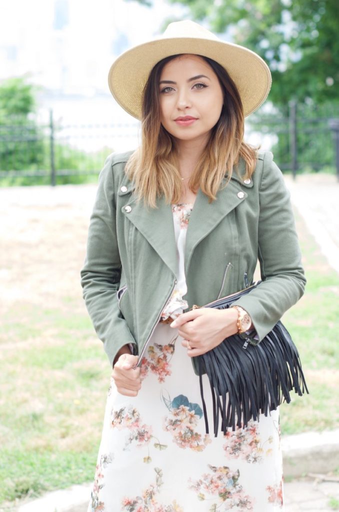 Lisa from the style theory wearing moto jacket and fringe bag, interview with hurray kimmay