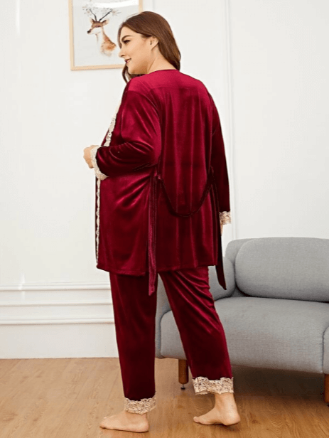 Kimmay shares some great robes to wear indoors and out & about on the Hurray Kimmay blog like this red velvet robe from Shein, perfect for the holiday season!